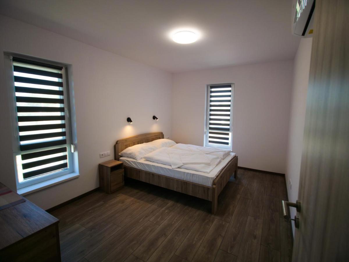 Zea Apartmanhaz Apartment Balatonfenyves Exterior photo